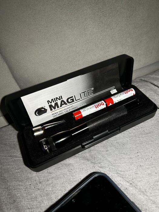 Maglite mini cutie full nou colectie lanterna