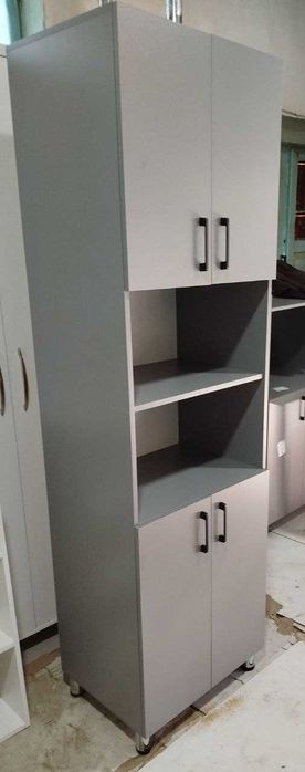 Шкаф пенал кухонный. Размеры 206х60х44см.