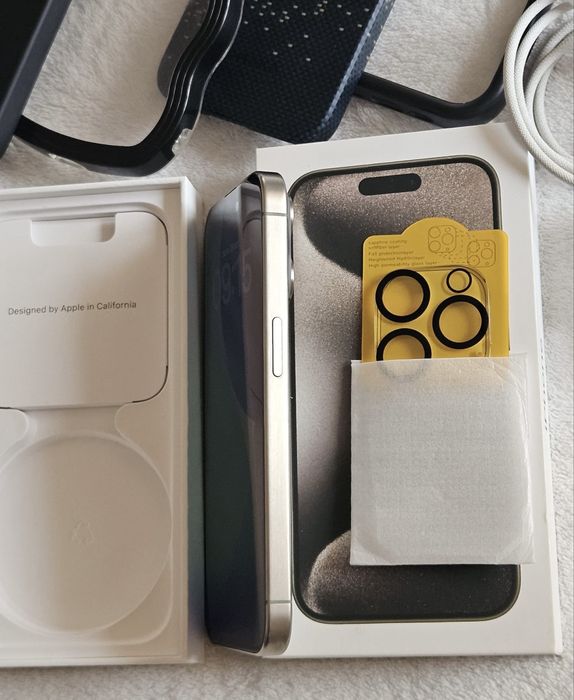 iPhone 15 PRO, 256 Gb, baterie 89%, Full Box, stare CA NOU