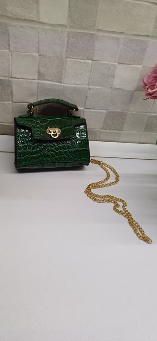 Geanta baby verde imitatie croco