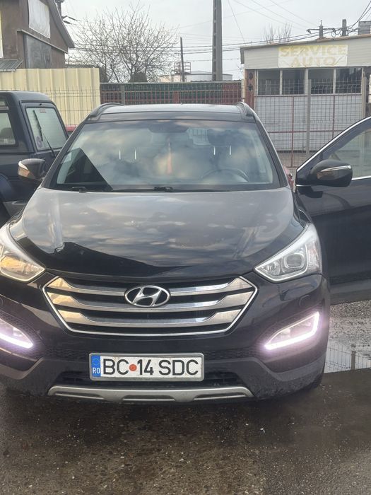 Vand Hyundai Santa Fe ,2014 ,stare perfecta de functionare ,