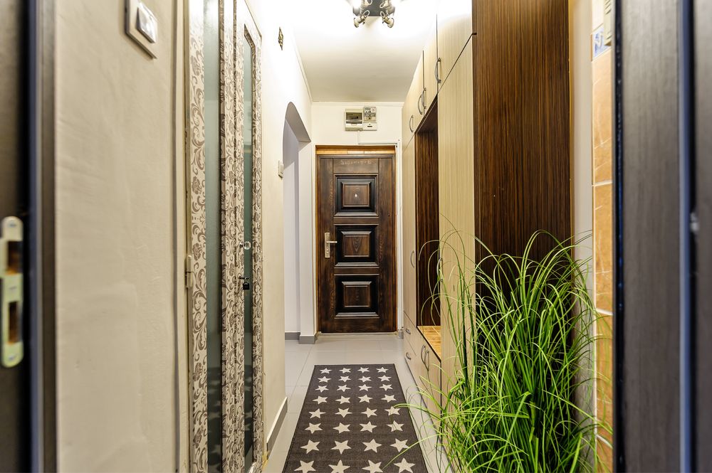 Apart. 2  camere regim hotel apartament lux (2 min de Adora Park)