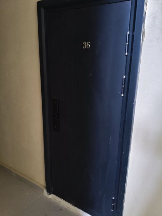 Продается входную дверь