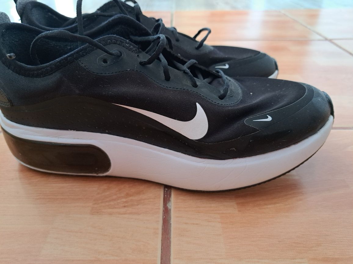 Nike Air marimea 40