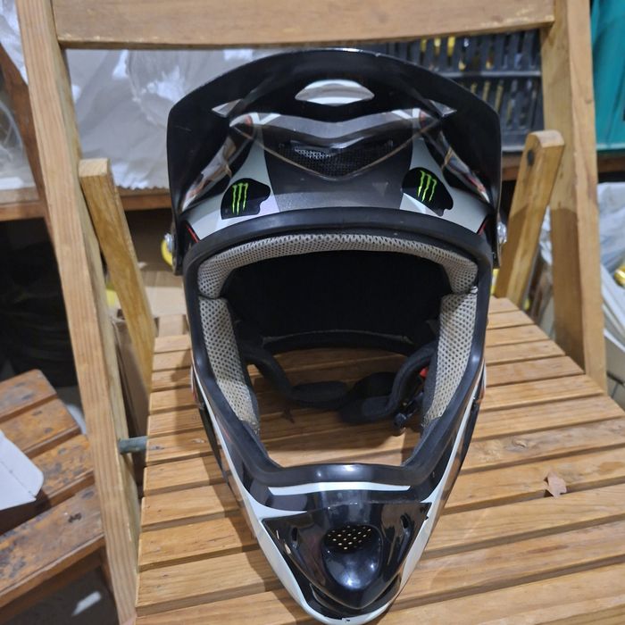 Каска за колело Longus