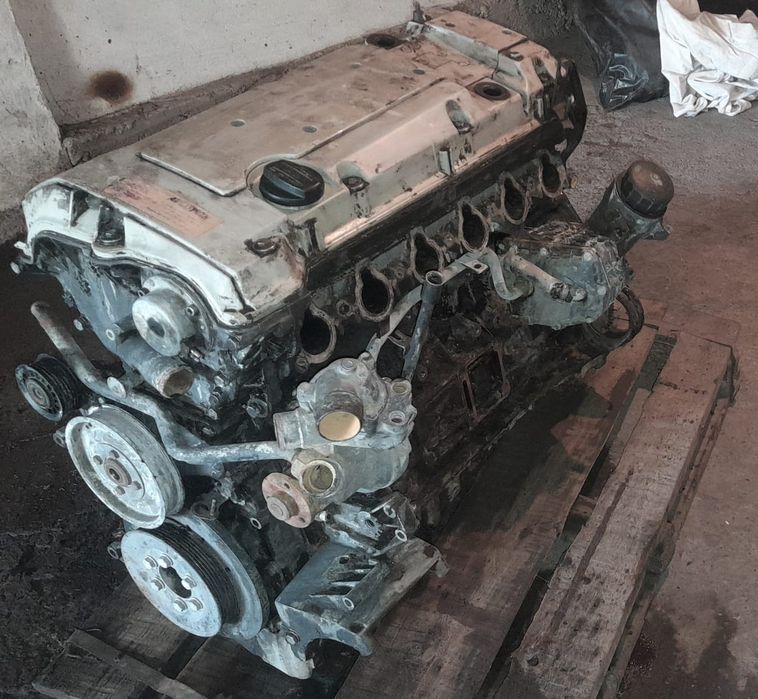 Продам мотор на мерс