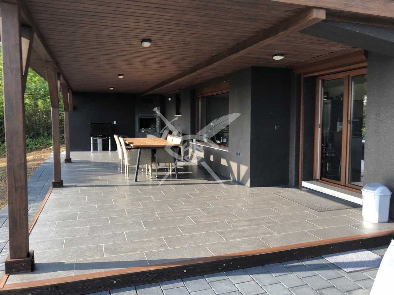Продава се Къща в с. Панчарево, Област София-град - 500 кв.м за 1580 €/кв.м - Снимка #1