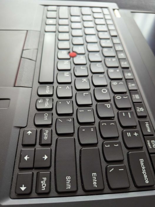 Thinkpad L13, AMD 5850U, 16GB ram, 512 SSD