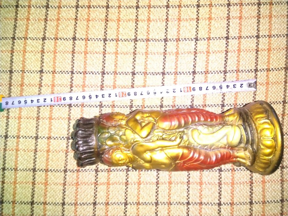 Много красиви гипсови свещници