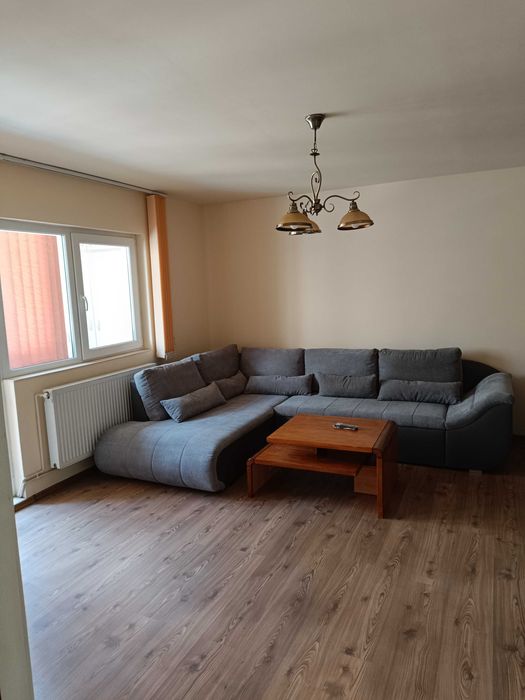 Apartament de inchiriat