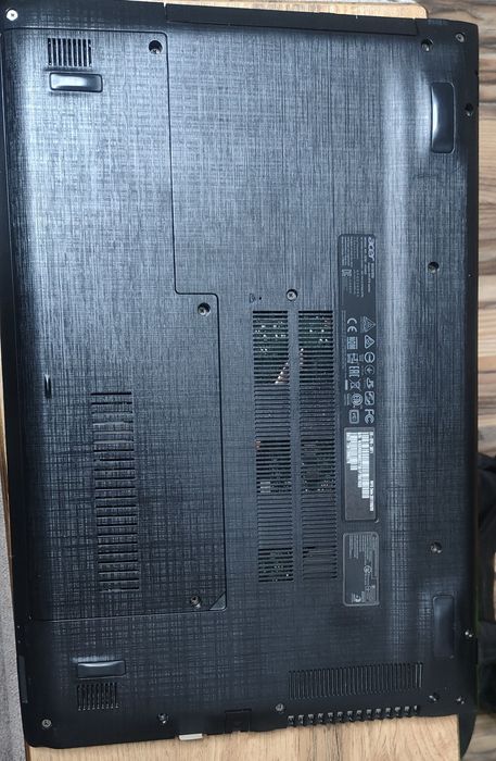 Ноутбук Acer Aspire E5