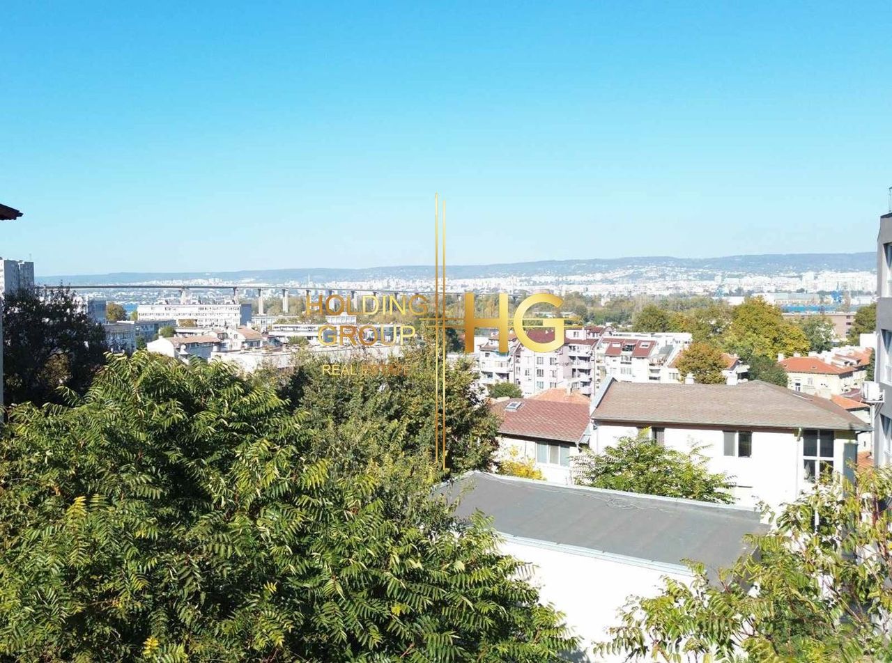 Продава се Тристаен апартамент в Варна, Аспарухово - 115 кв.м за 1174 €/кв.м - Снимка #4