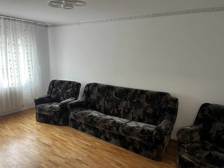 Apartament de inchiriat