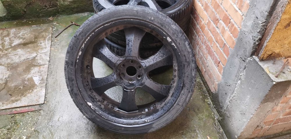 джанти за Нисан 22 инча, 9.5ж с 3 гуми 285/35 22