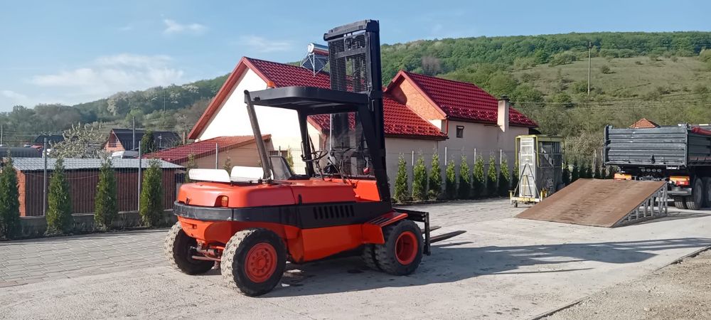 Vand stivuitor linde  ridica 7000 kg