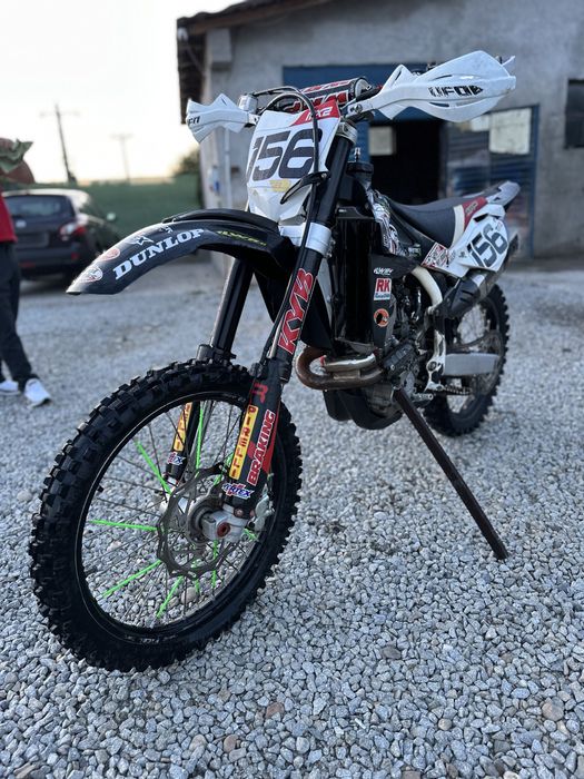 Vand sau schimb cu atv