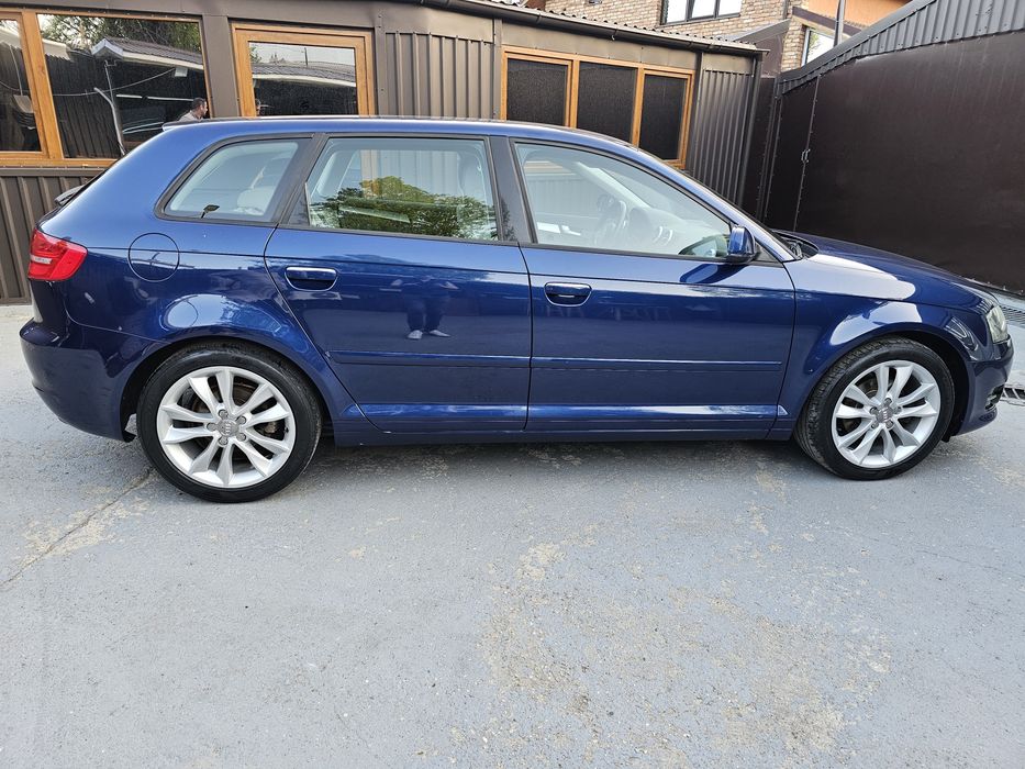 Vând Audi A3 2012, Sportback, 1.6 tdi al doilea proprietar