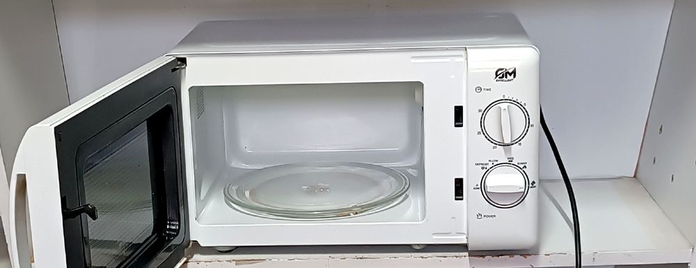 Продам микроволновку