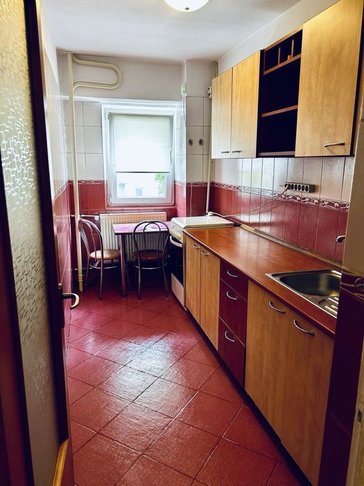 Garsonieră SPAȚIOASĂ - Lacul Tei - De închiriat