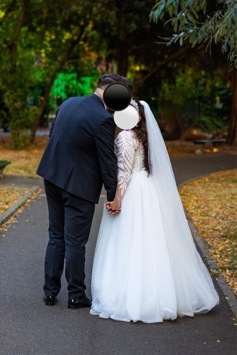 Vand rochie mireasă