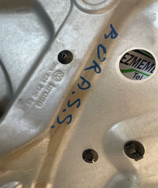 Motoras macara geam spate stanga 3B5 839 755C 08 Volkswagen VW Passat