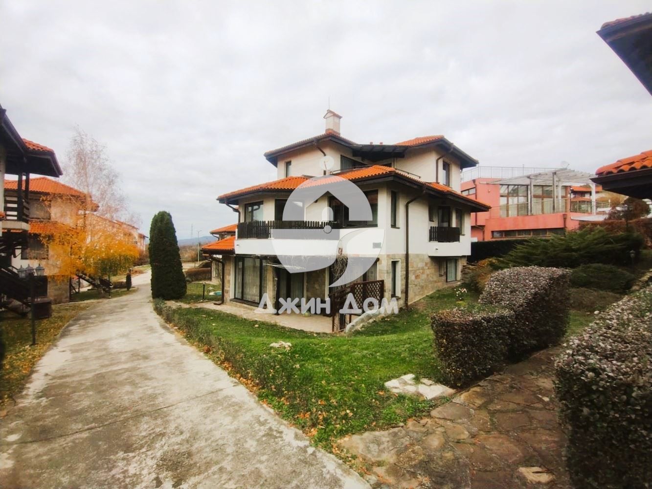 Етаж от къща в Бургас, област-с.Кошарица площ 90 цена 99000