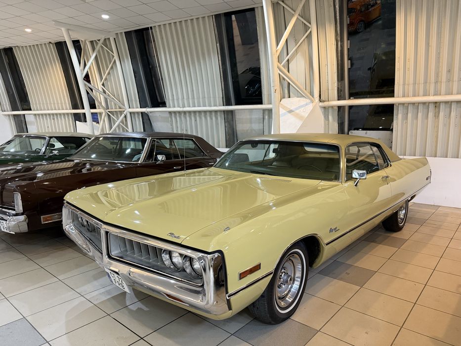 Chrysler Newport Royal Coupe 1972 original, V8- 7.2 L, mașină istorică