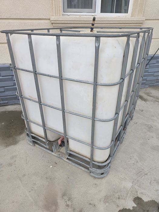 Кубовый тонник, емкость