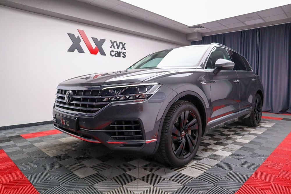 Volkswagen Touareg VW Touareg eHybrid Masaj Ventilatie Panoramic IQ Light Keyless Carlig