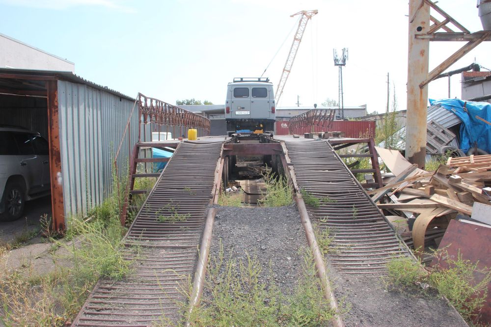 Продам автомобильную эстакаду для ремонта машин