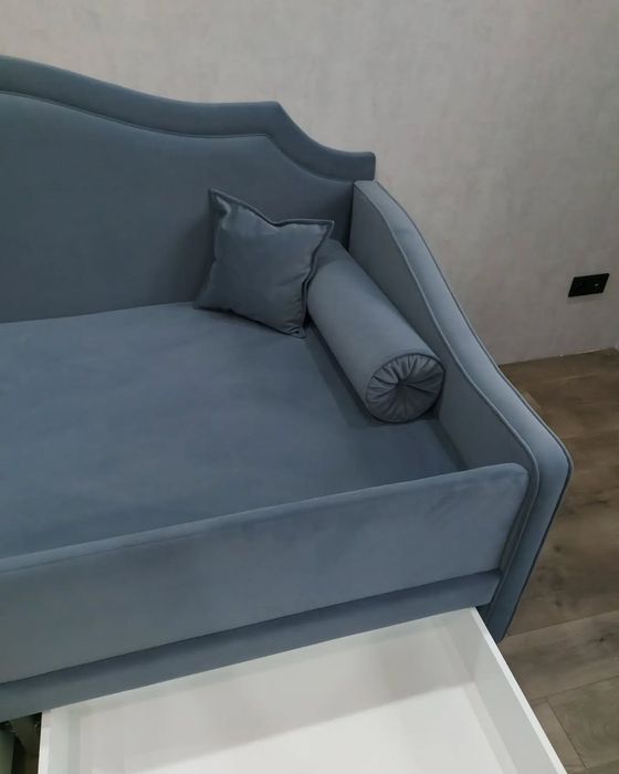 Диван-мягкая кровать для мальчиков