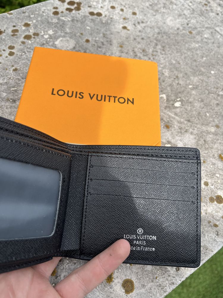 Portofel Louis Vuitton Unisex Negru