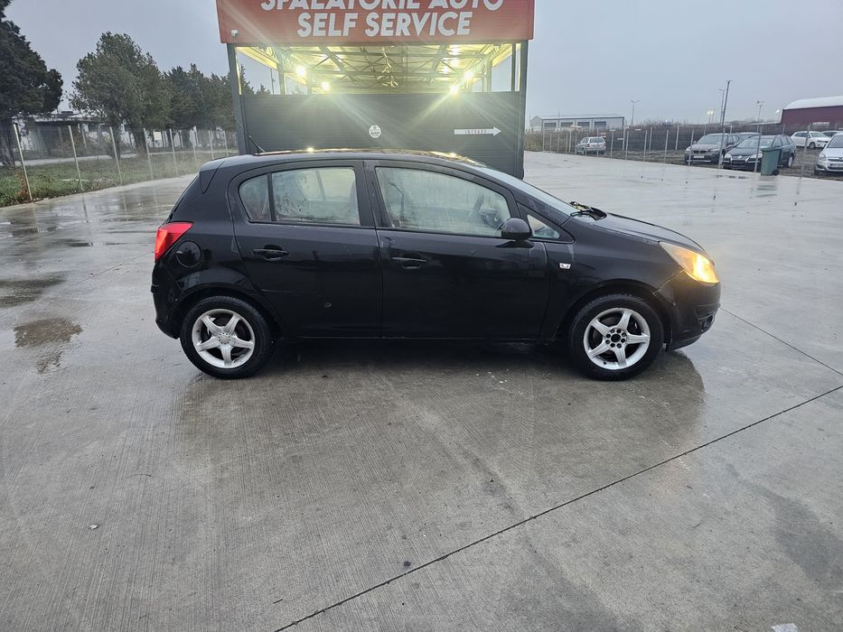 Opel corsa automată