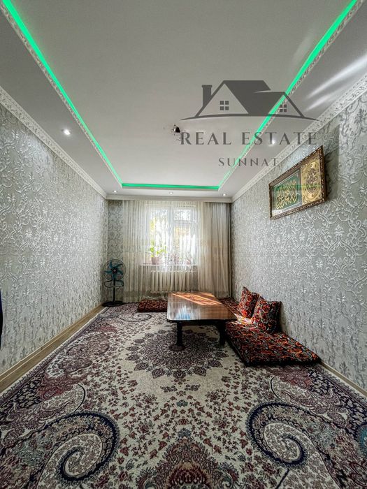 Максим Горький Остановка Художников 4х ком кв.80м2