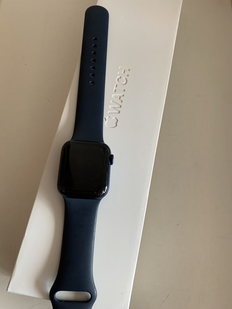 Продам смарт-часы Apple watch Series 6 40 mm синий