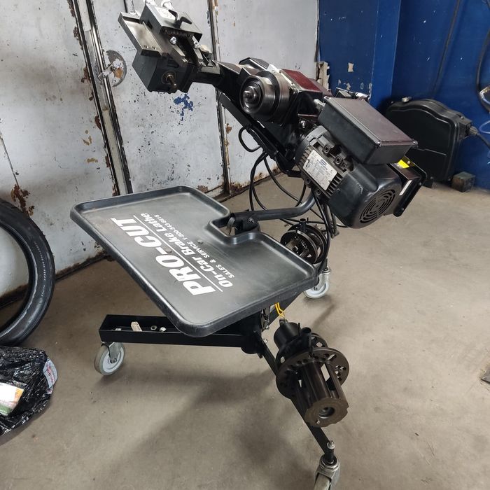 Продава ,може и бартер Pro cut 9.0 машина за изправяне, струговане на