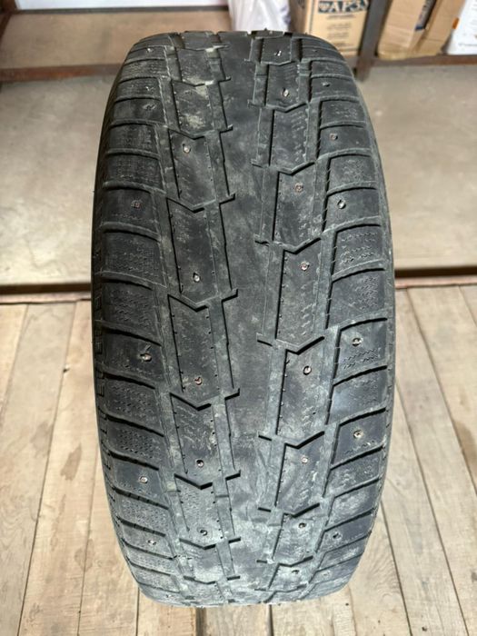 Покрышка зимняя бу комплект размер  17