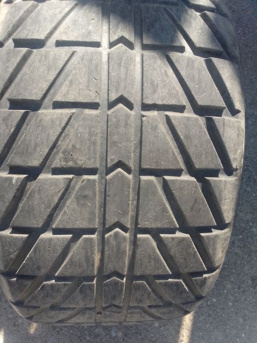 Vînd sau scib cu un ATV de 300 mă dau difereța