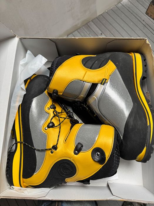 Bocanci iarna La Sportiva