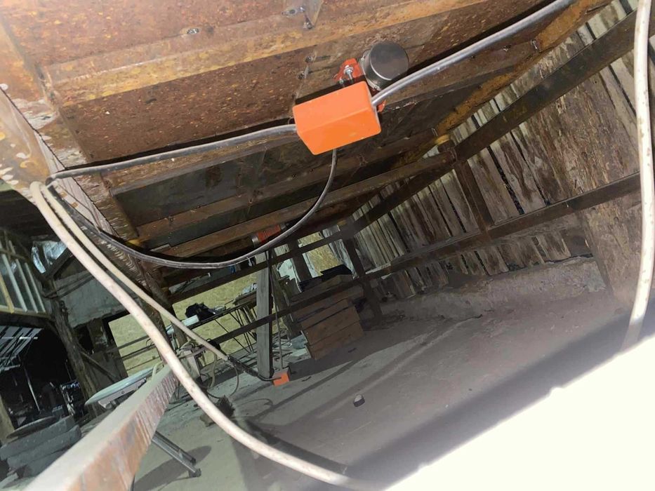 Masa vibranta cu forme si targi