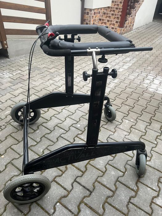 Cadru premergator, dizabilitati, marime universala