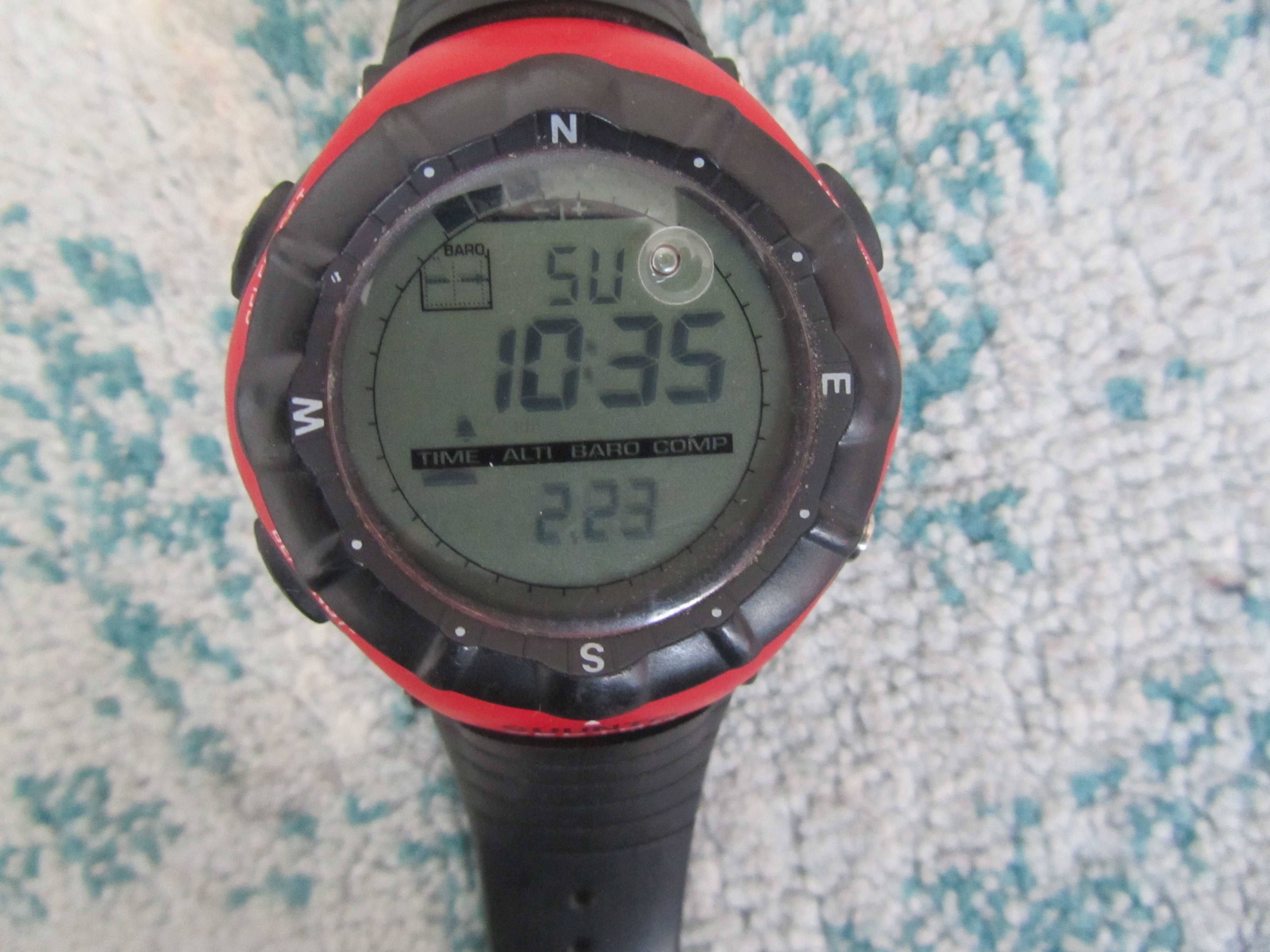 Продавам часовници CASIO  и SUUNTO