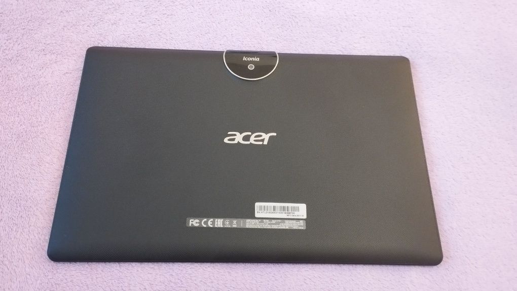 Таблет Acer Iconia One 10.1 inch