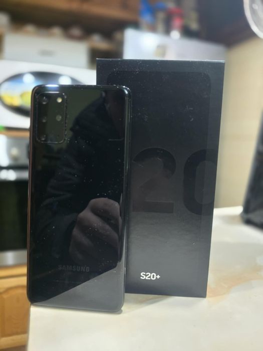 Samsung  S20 plus