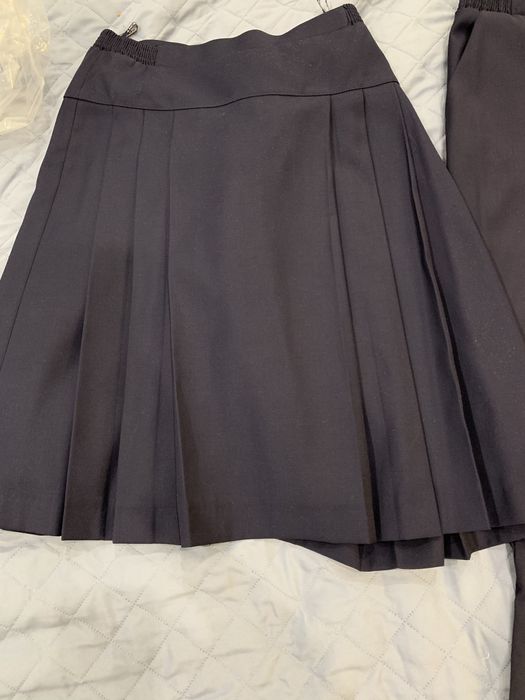 Абсолютно новые школьные брюки и юбка 44 размер