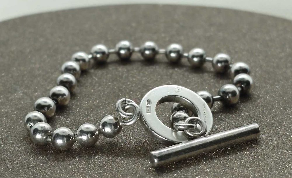 Brățară Gucci din argint – model boule cu închidere toggle, 18 cm