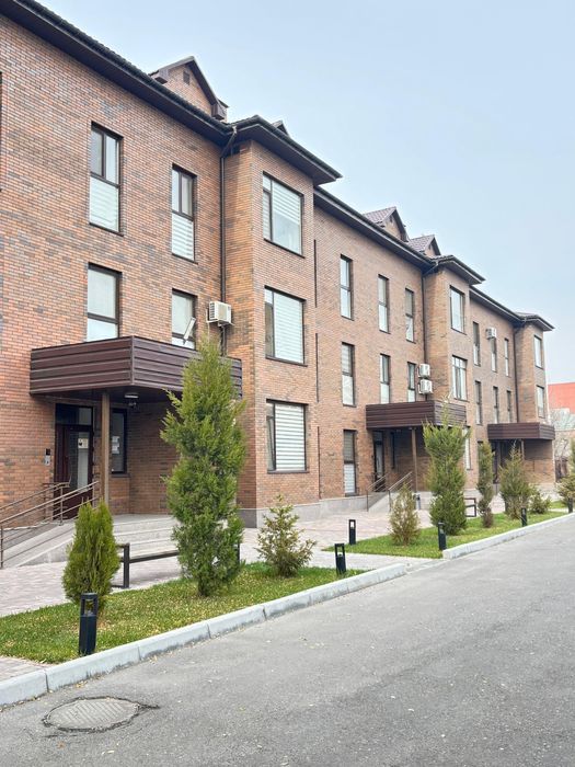 Продам квартиру срочно евроремонт жк новый дом ремонт тихий двор люкс