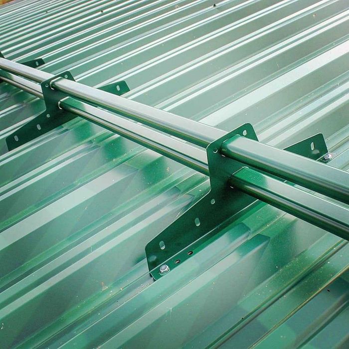 Снегозадержатели и кровельные ограждения — материалы и монтаж