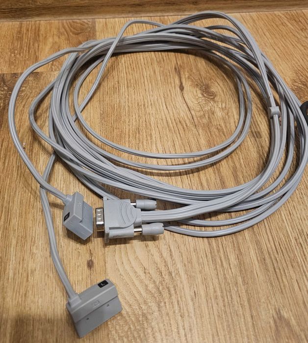 Кабели за BOSE ,захранващ / комуникационни