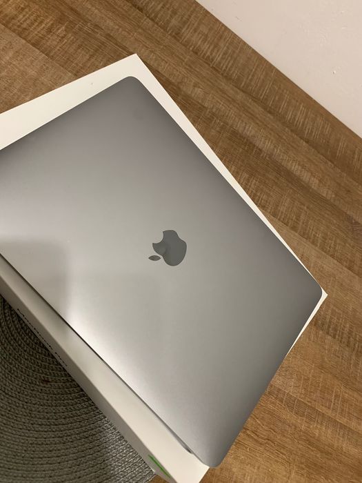MacBook Pro 2022 13.3"